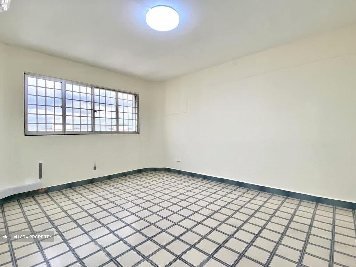 Blk 226 Jurong East Street 21 (Jurong East), HDB 5 Rooms #566711211